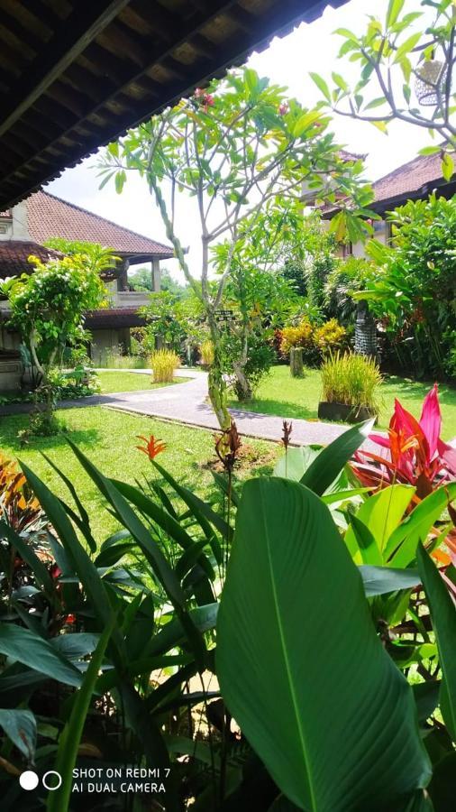 Puri Padi Hotel Ubud Buitenkant foto