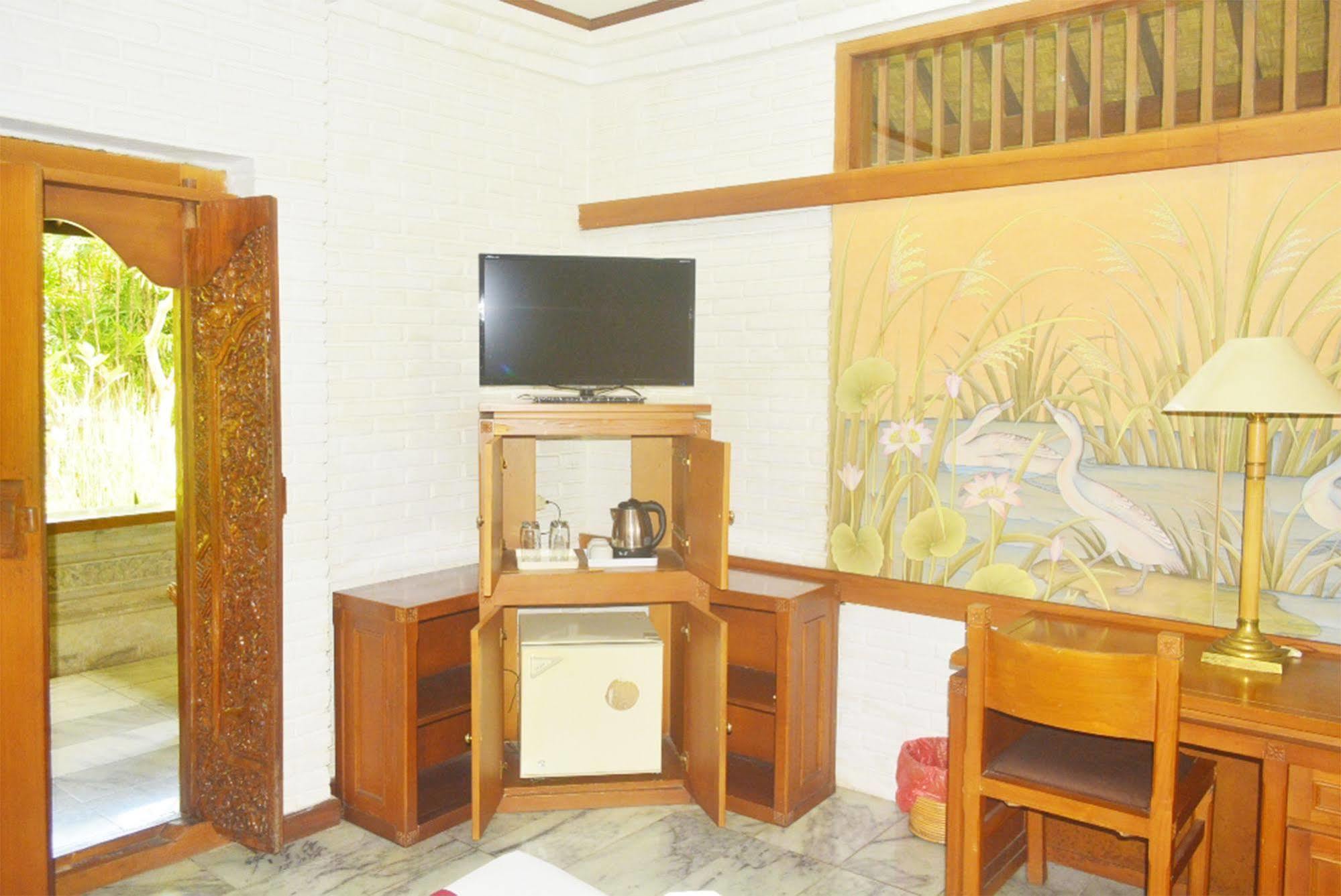 Puri Padi Hotel Ubud Buitenkant foto