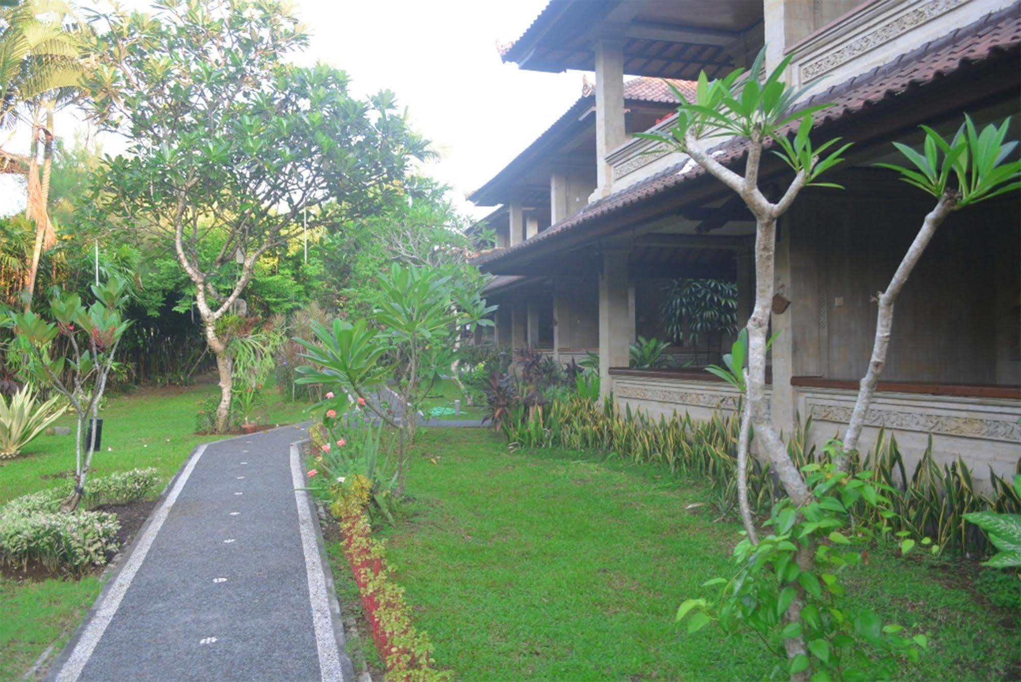 Puri Padi Hotel Ubud Buitenkant foto