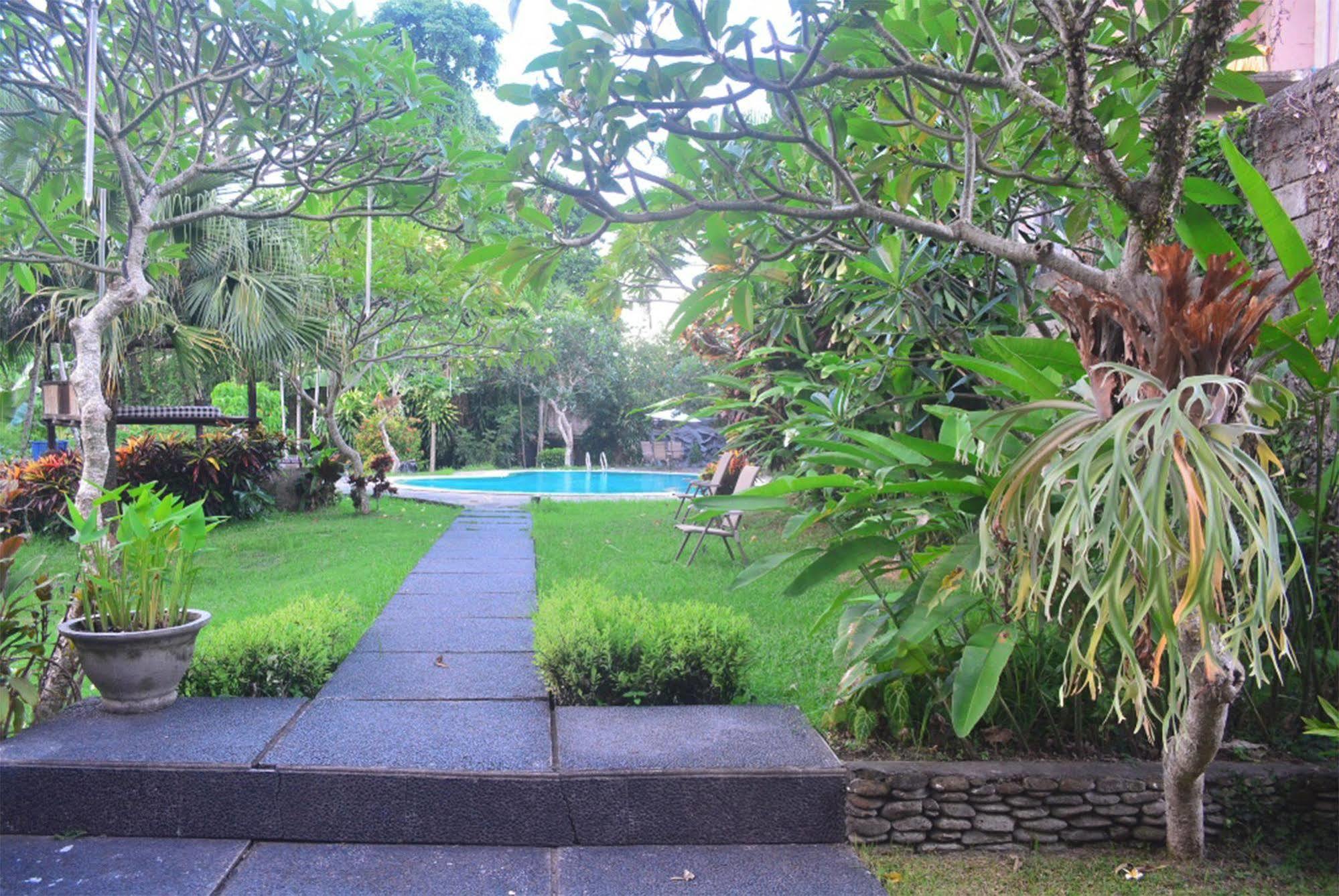Puri Padi Hotel Ubud Buitenkant foto