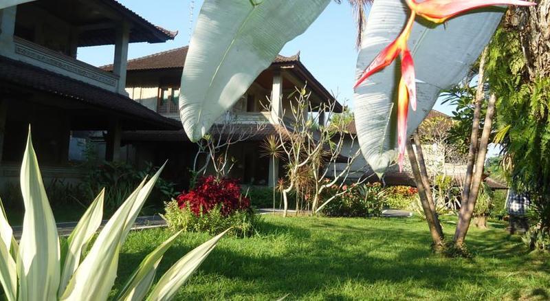 Puri Padi Hotel Ubud Buitenkant foto